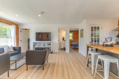 Image de Peaceful retreat on Nova Scotia's North Shore. \n\nCome Have A Splash in Malagash!