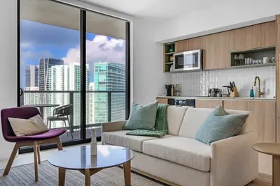 Image de Brand New Luxury 2-bedroom condo with fitness room, WiFi in fabulous Miami