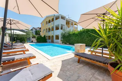 Image de Superbe appartement à Pakostane