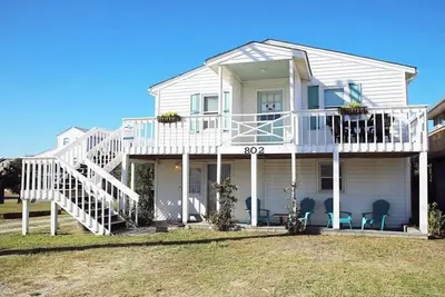 Image de Lower Unit of Cozy cottage in Topsail Beach!