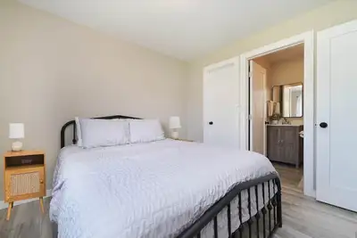 Image de Cozy Updated Apartment Walking Distance to Downtown Fruita