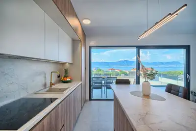 Matea's Seaview Patio