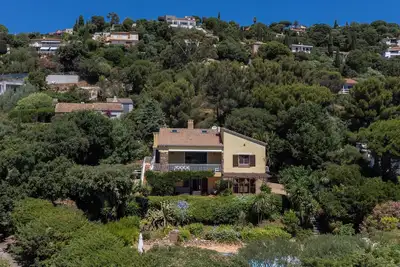 Image de Saint Tropez villa, Sea & Vineyard views, Pool, 15 mins to Saint Tropez