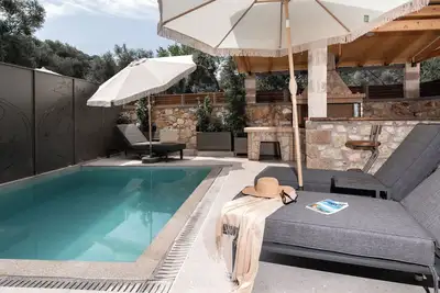 Image de Suite 4 – Elegant & Serene Hideaway I September15 Suites