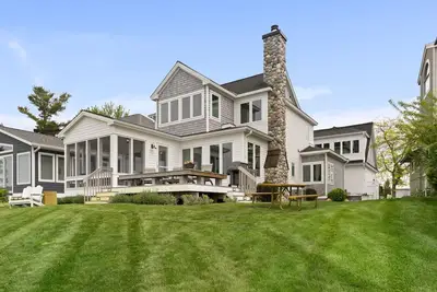 Image de Sunset Dreams on Crystal Lake