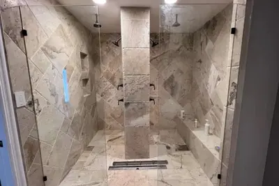 Image de The Stone Sanctuary @ McCullough Hills Trailhead: 1/2 Acre, Pool, Grill, Pool Table, 7 Tv's, Luxury