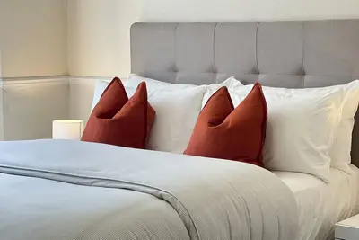 Image de Cozy Ground Flat - Free Parking.