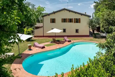 Image de Merveilleuse maison de vacances privée avec piscine privée, Wifi et Tv, près de Sienne