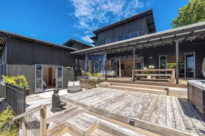 Image de Oneroa Sanctuary - Centrally located in Oneroa