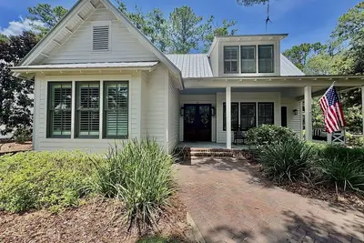 Image de A Serene Cottage in the Heart of Palmetto Bluff