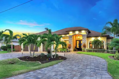 Image de Villa Al Palasyo - Quatre Chambres Villa, Couchages 8