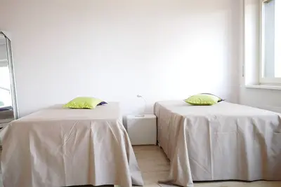 Image de Chambre 'N° 1' avec terrasse et jardin partagés