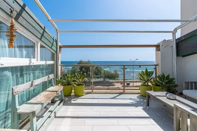 Image de Appartement 'Elvi Suite Vue Mer' avec Vue sur la Mer, Terrasse Privée et Climatisation