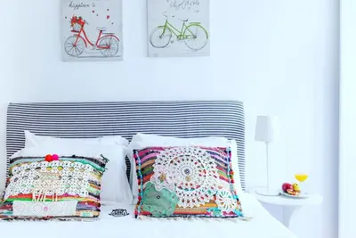 Image de Very cozy and bright little apartment next to the castle