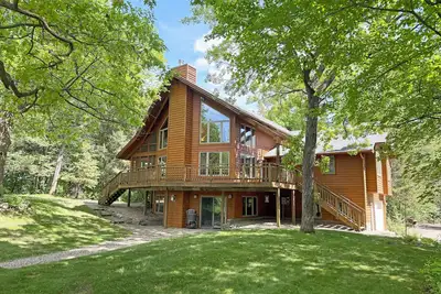 Image de Cedar Point on Bass Lake - 5 Bedroom Home