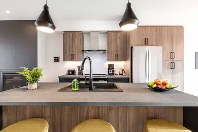 Image de Le Memph: 1 chambre piscine spa lac Memphrémagog