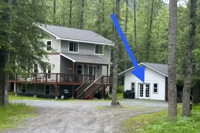 Guesthouse on Scenic Property