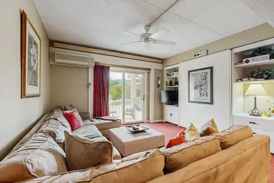 Image de Charming 1br Condo w/ pool, rec room, walk to lifts & town