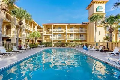 Image de La Quinta Orlando Airport West | 2 Double Beds | Budget-Friendly Stay | Pool
