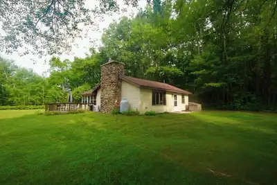 Image de Cozy Cabin Retreat - Steps from White Potato Lake