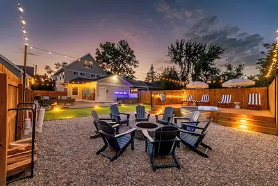 Private Cinema + Cowboy Pool, Putt Putt, Arcade