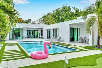 Image de Heated Pool•Basketball•Private Villa•Bbq Grill