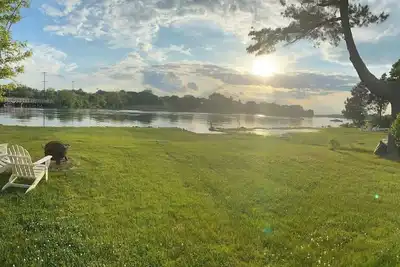 Image de Riverlight: Waterfront Escape