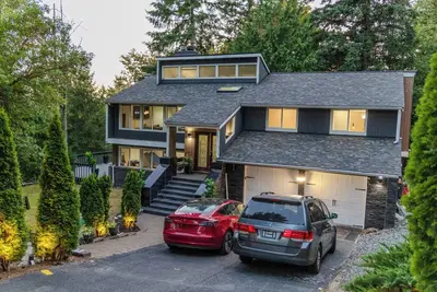 Image de pearl on the ridge•HotTub•Sauna•Gym•Game room•Ev•Group•lake, downtown, fall•skiing