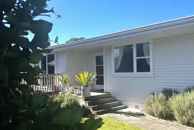 Image de Charming 3-Bedroom Bungalow near Cbd & the Mount