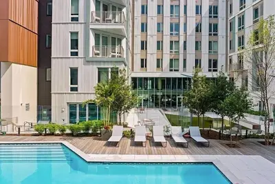 Image de Charming 2-bedroom apartment with pool and fitness room WiFi in lovely Cambridge