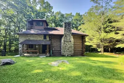 Image de 15 % off Winter Deal - Log Home -WiFi-Pet Friendly-Pavilion