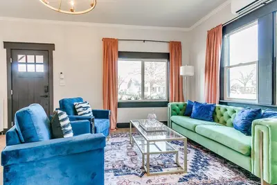 Image de Art Deco Dream in the heart of enchanting Oklahoma City