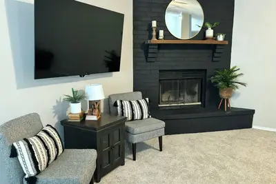 Image de Boho Oasis – Spacious 3-Bedroom Stylish Retreat with Games & Coffee Bar