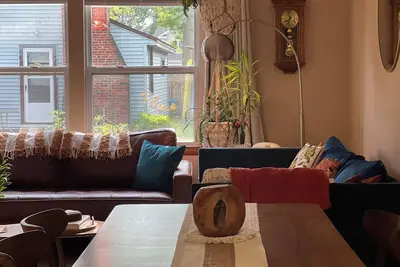 Image de Cozy Vibe, Clean, Beach Access, 10 mins to Gotl!