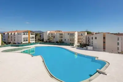 Image de Blue Lagon–4 people–Piscine-Tennis