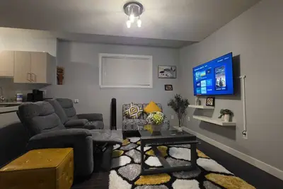 Image de Oriental Palace, 2 bedroom basement suite