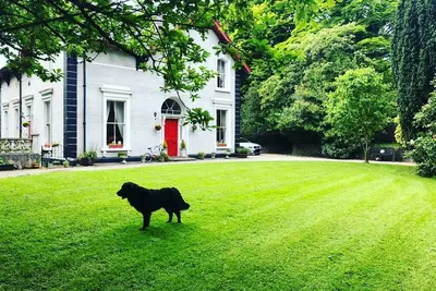 Image de Fabulous 6 Bedroom Victorian Period House