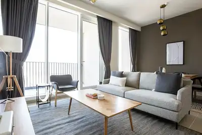 Image de Blueground | Dubai Creek Harbour, pool, nr Creek