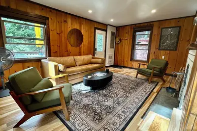 Image de McCall Me Cozy, McCall Me Cozy