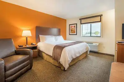 Image de Fargo Adventure: Cooking-Friendly Studio by Red River Zoo