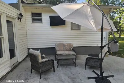 Image de Charming house in delightful Stockbridge with Ac, very cozy and event friendly