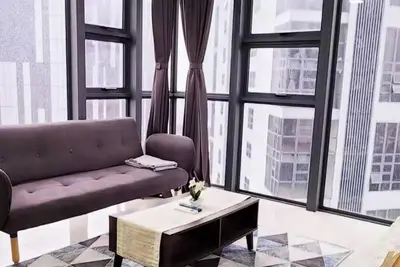 Image de Cheras, un duplex minimaliste pour 8 personnes