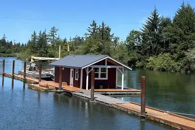 Image de Float House No. 2 at Jack Creek