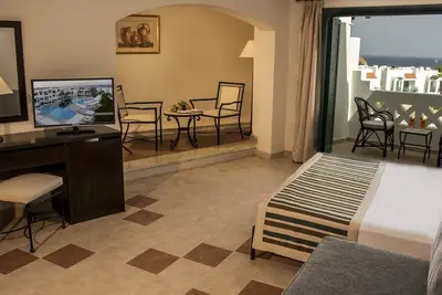 Image de 4 Bright Rooms with Balcony and Outdoor Pool Near Domina Coral Bay Beach