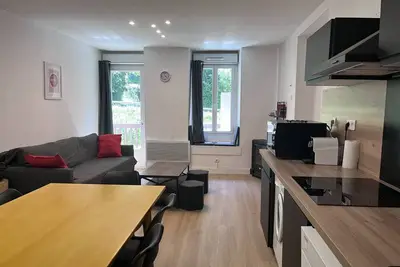 Image de Rénové, balcon, centre Cauterets