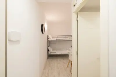 Charming Refurbished Apartment in Exclusive Area