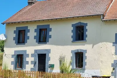 Image de Maison de campagne 'Meadow View - Grande Gîtes' avec piscine privée, terrasse privée et Wi-Fi