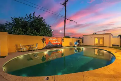 Image de Scottsdale Arizona - Pool, Hot Tub, & Mini Golf! Perfect for family and groups!