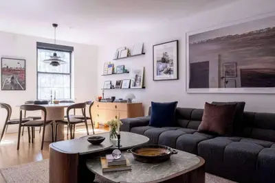 Image de Bedford Place by Rove | Condo w/ Private Backyard