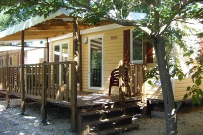 Image de Camping 4 étoiles - Piscine  - ccb0dhh